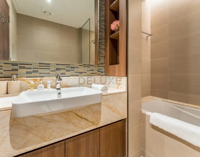 Elegant 3-Bedroom, Skyline Retreat — Downtown Dubai — photo 15