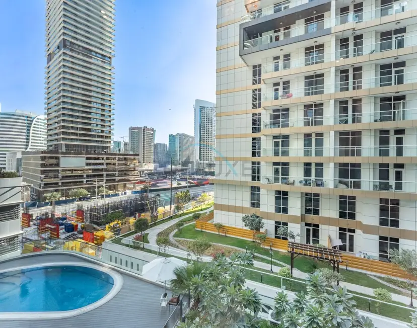 Sophisticated 1-Bedroom, Walk to Dubai Mall & Fountain - Dunya Tower — Downtown Dubai — photo 13