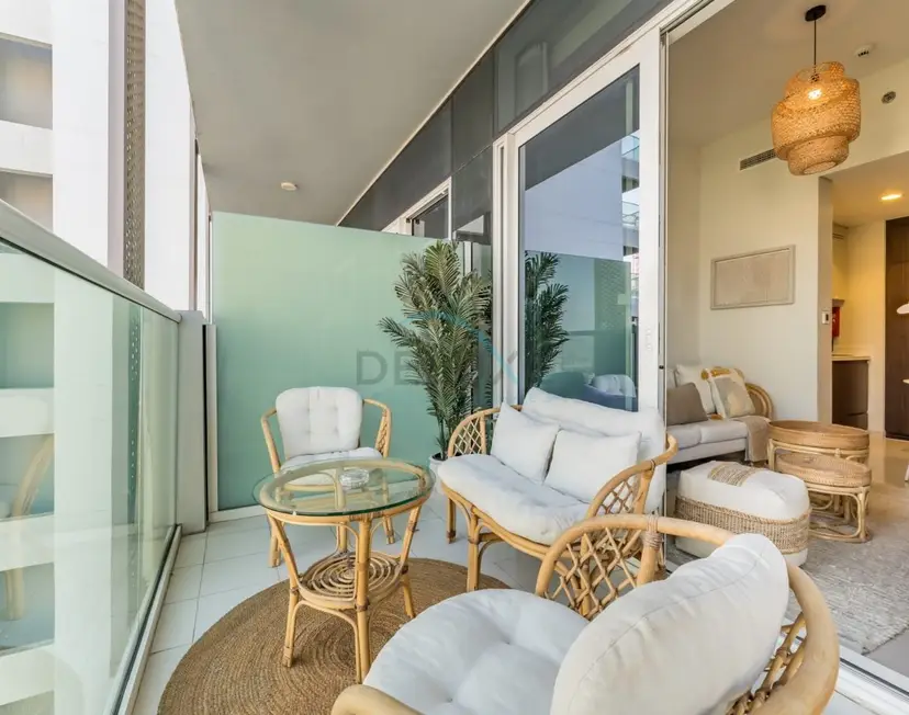 Contemporary 1-Bedroom Boho Oasis with Canal Views — Business Bay — photo 3