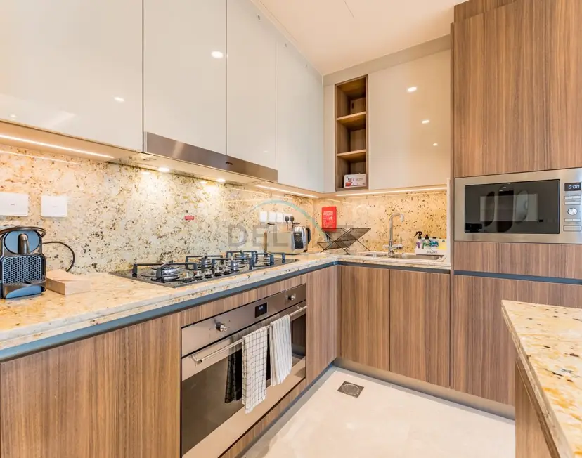Elegant 3-Bedroom, Skyline Retreat — Downtown Dubai — photo 20