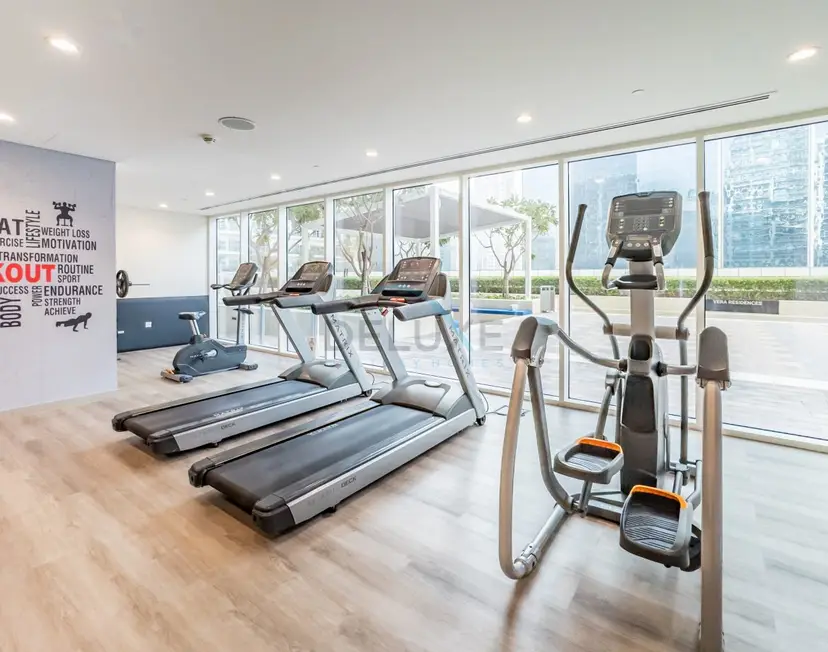 Vibrant City Living, 1Bedroom with Balcony - Vera Tower — Business Bay — photo 14