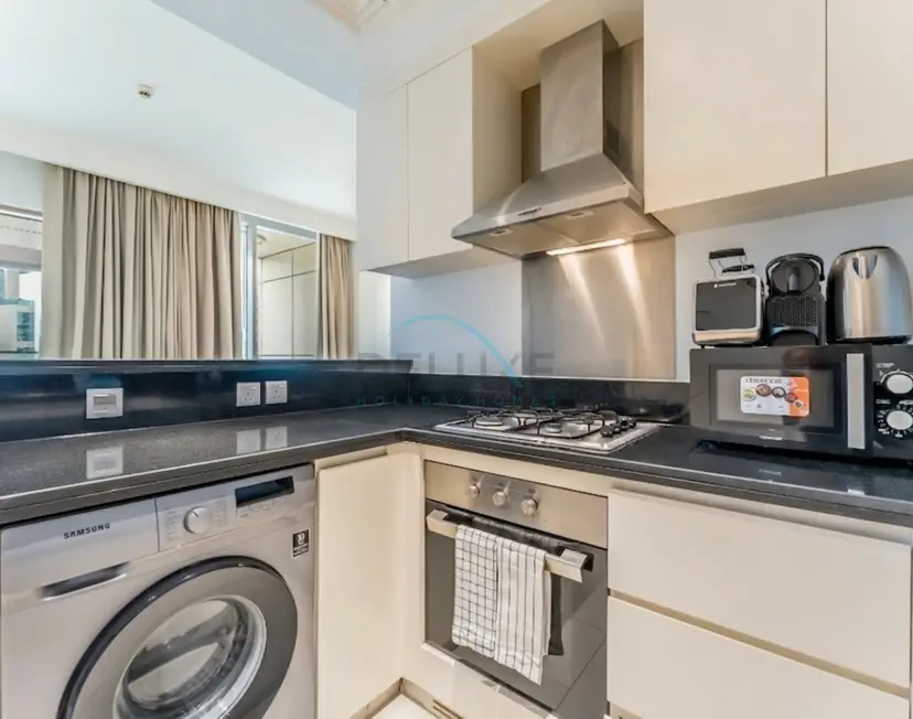 Stylish 2-Bedroom with Burj Khalifa Views — Business Bay — photo 7