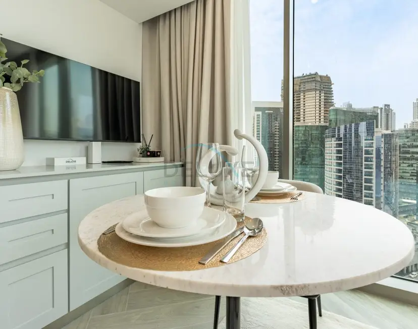 Stunning Canal View, Studio with Balcony - Peninsula Three — Business Bay — photo 3