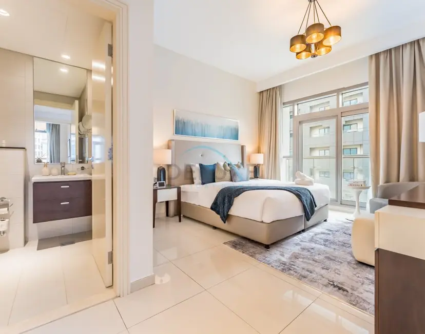 Stylish 2-Bedroom with Burj Khalifa Views — Business Bay — photo 14