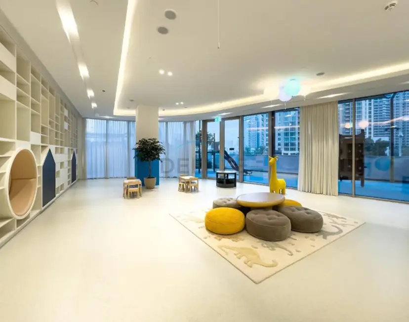 Sophisticated 2-Bedroom Retreat Featuring Dazzling Fountain Views — Downtown Dubai — photo 35