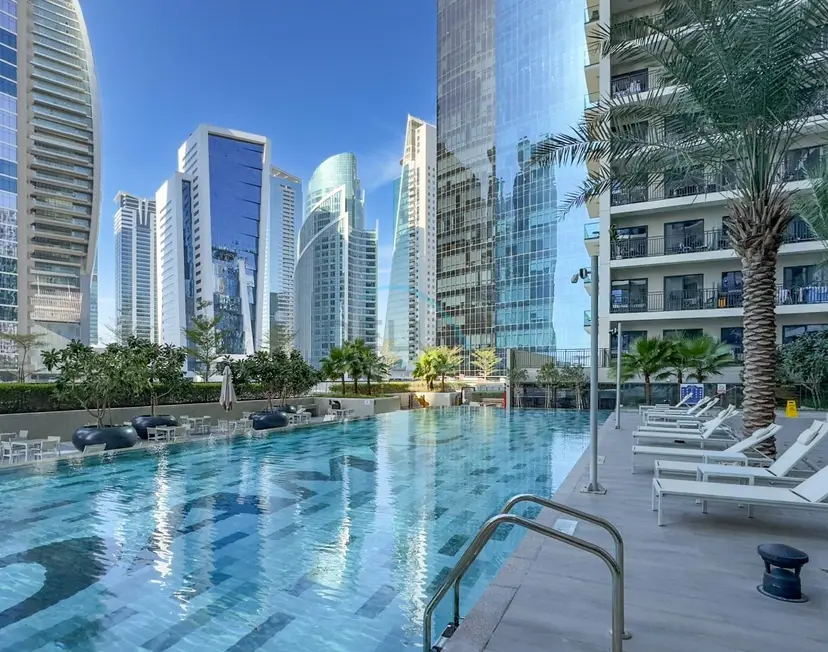 Furnished 1Bedroom with Burj Khalifa Tip View, Near Dubai Water Canal — Business Bay — photo 6
