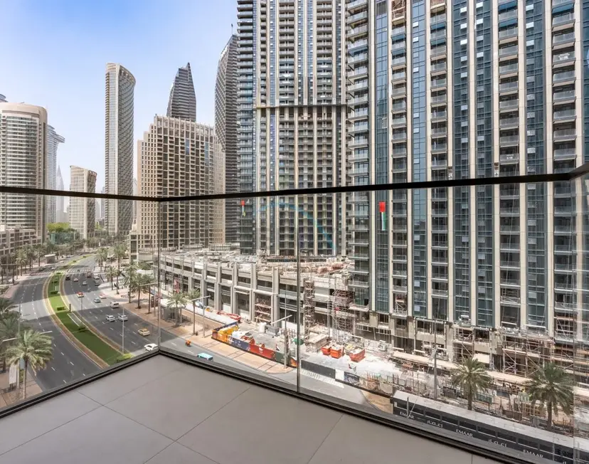 Breathtaking Skyscraper Views 3-Bedroom — Downtown Dubai — photo 22